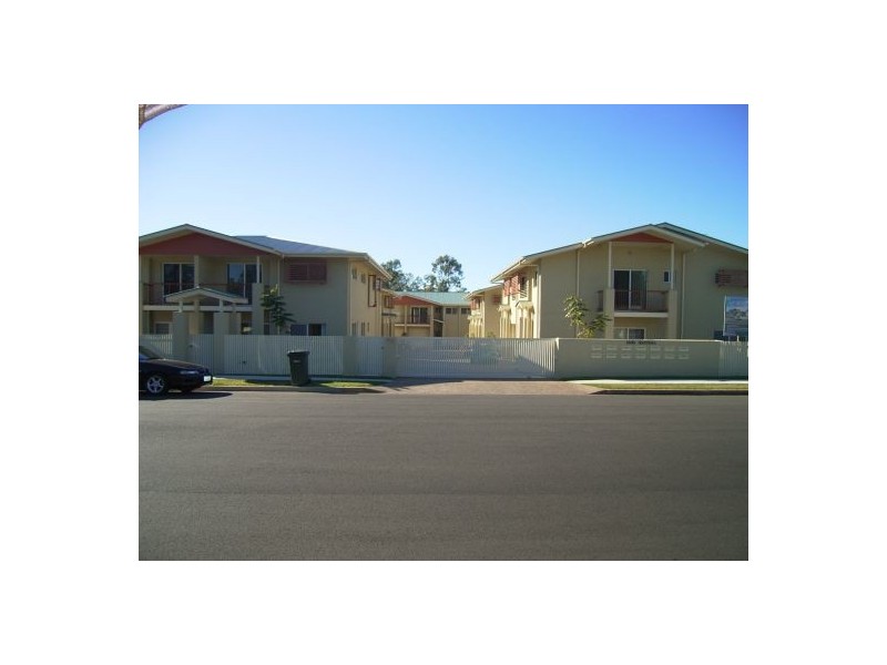 2/58 Stephenson Street, Scarness QLD 4655