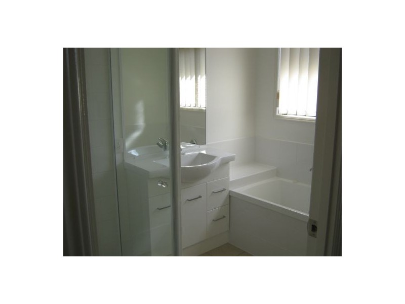 59 Bounty, Eli Waters QLD 4655