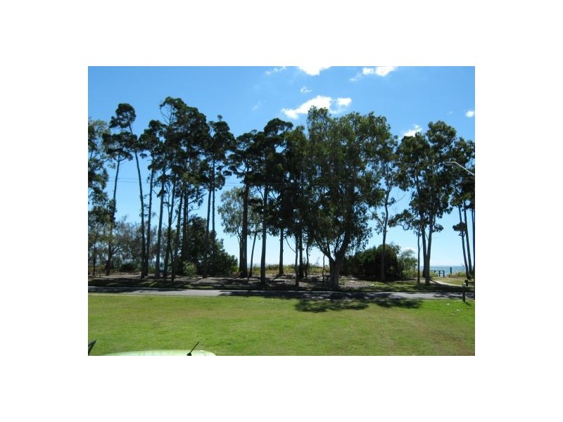 503 Esplanade, Urangan QLD 4655