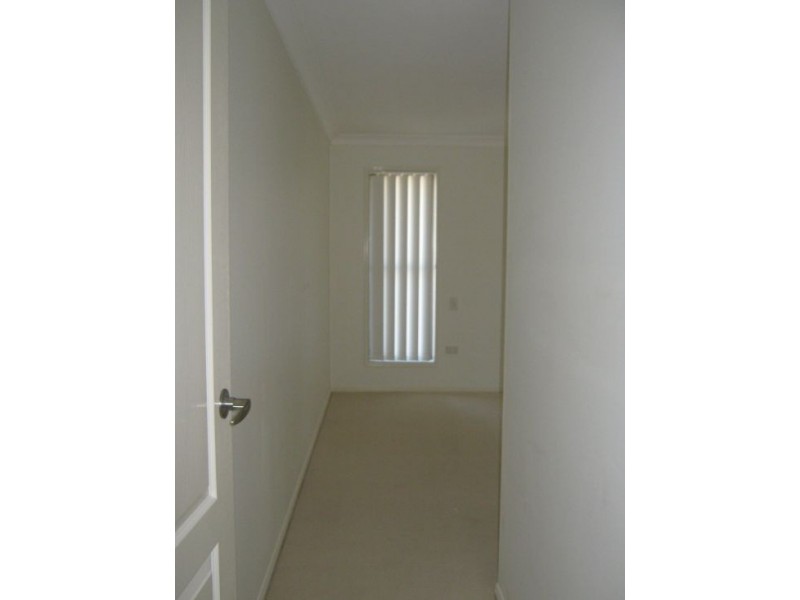 14 Bounty Cct, Eli Waters QLD 4655