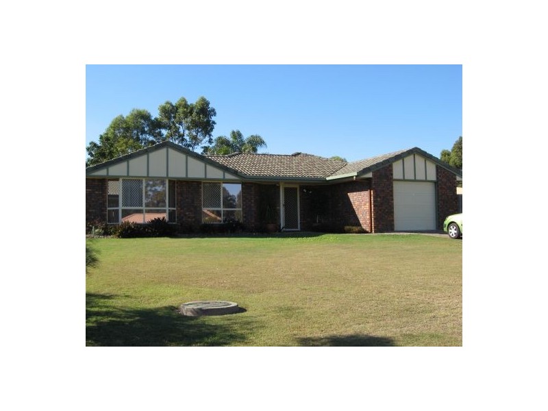 5 Macbel Court, Torquay QLD 4655
