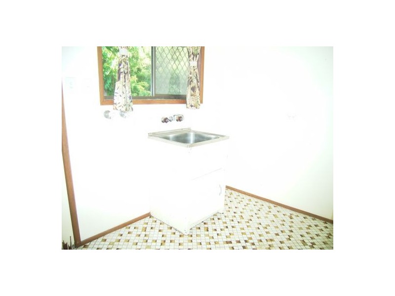 19 Paradise, Point Vernon QLD 4655