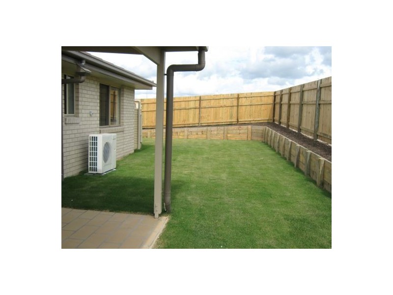 1 Parame Court, Wondunna QLD 4655