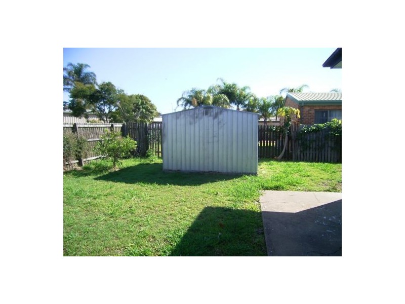 23 Honiton Street, Torquay QLD 4655