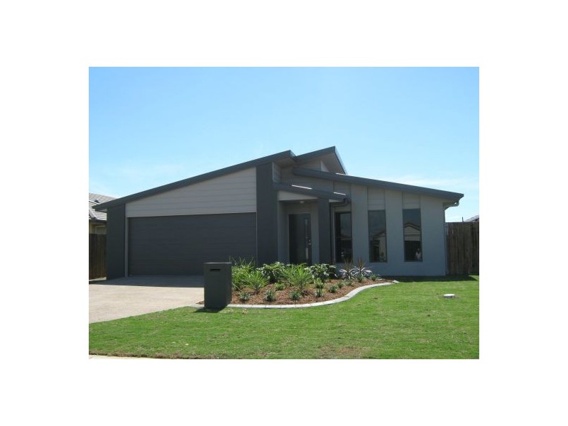 29 Endeavour Way, Eli Waters QLD 4655