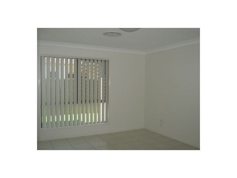 29 Endeavour Way, Eli Waters QLD 4655