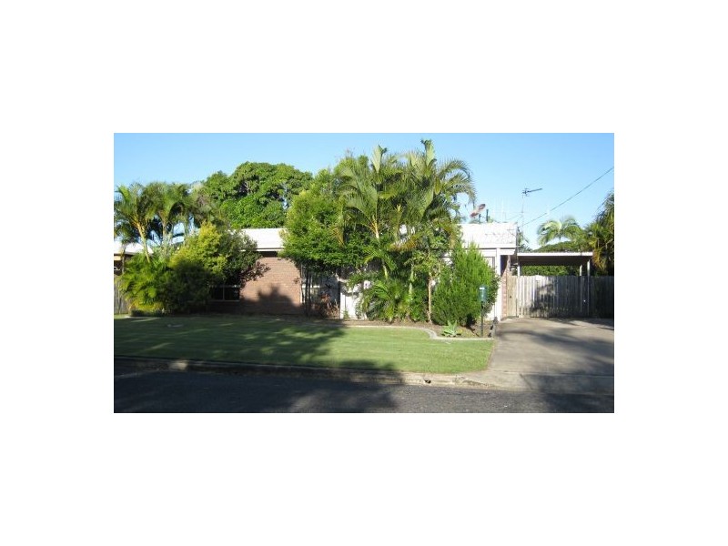 4 Snow Street, Torquay QLD 4655
