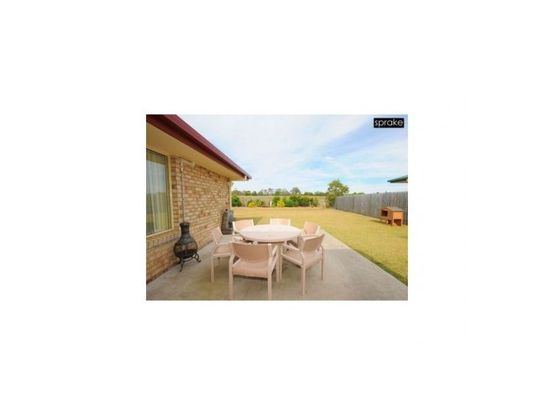 143 Ibis Boulevard, Eli Waters QLD 4655