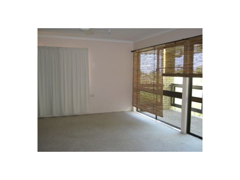 6 ‘Flinders Ct’ 2 James Street, Urangan QLD 4655