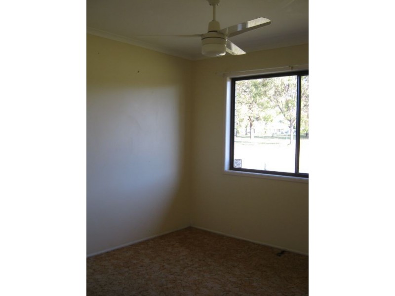 126 Elizabeth Street, Urangan QLD 4655