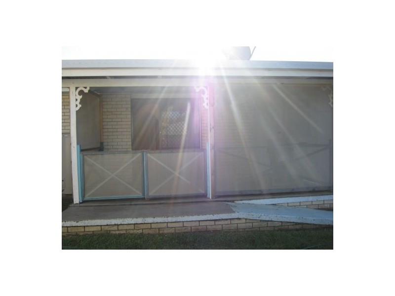 126 Elizabeth Street, Urangan QLD 4655