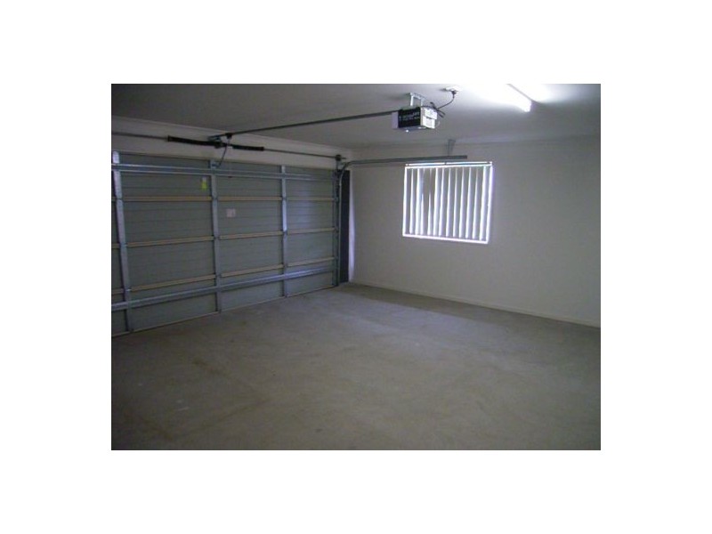 8 Endeavour Way, Eli Waters QLD 4655