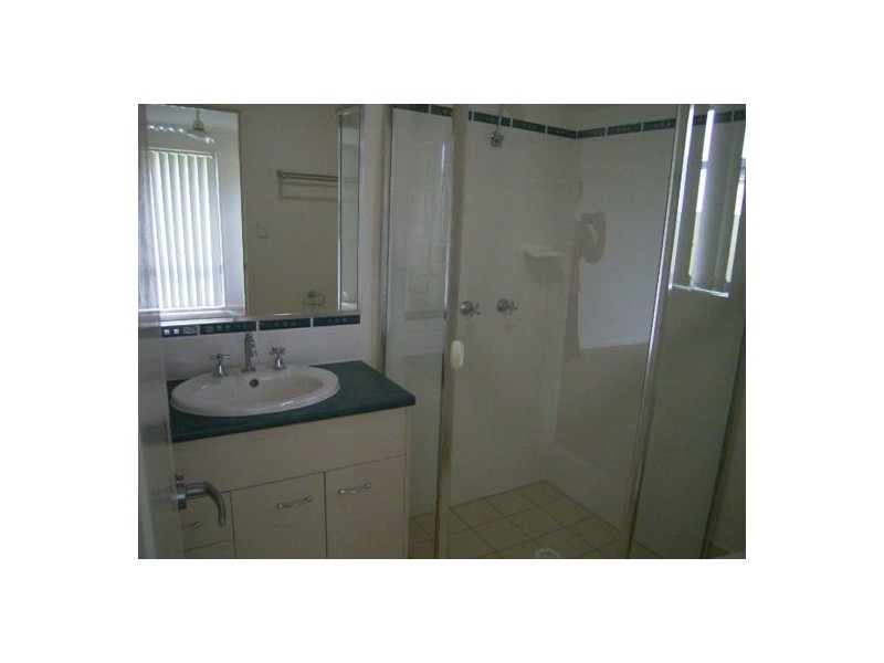 8 Endeavour Way, Eli Waters QLD 4655