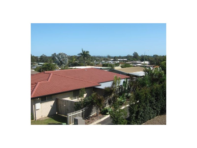 43 Turrum, Scarness QLD 4655