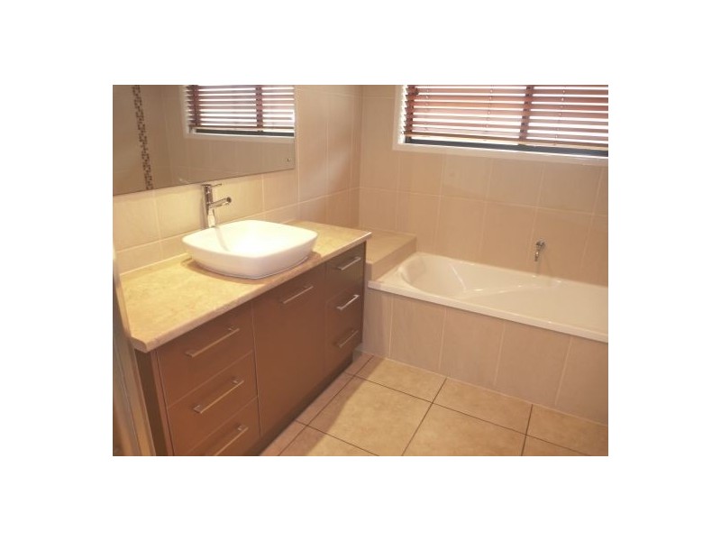 23 Harrison Circuit, Urangan QLD 4655