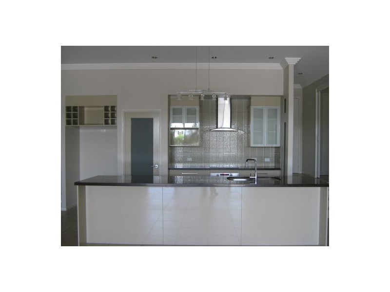 23 Harrison Circuit, Urangan QLD 4655