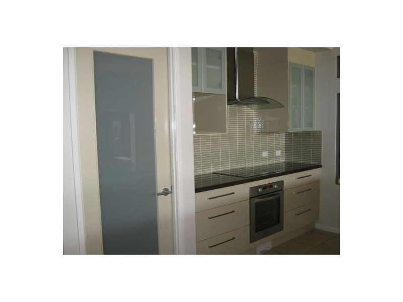 23 Harrison Circuit, Urangan QLD 4655