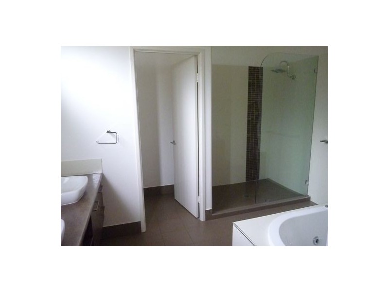 23 Harrison Circuit, Urangan QLD 4655