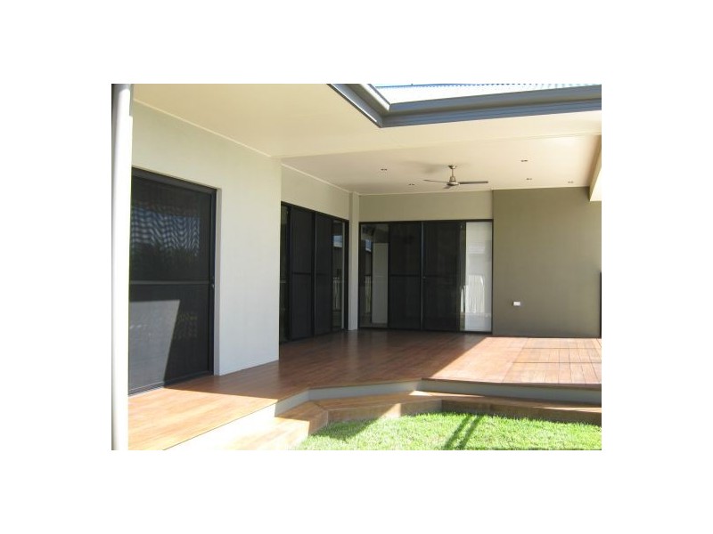 23 Harrison Circuit, Urangan QLD 4655