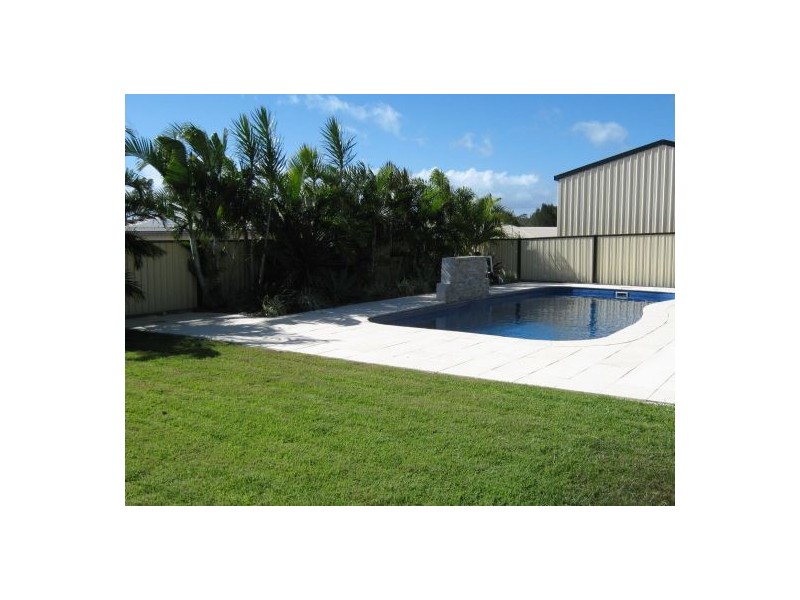 23 Harrison Circuit, Urangan QLD 4655