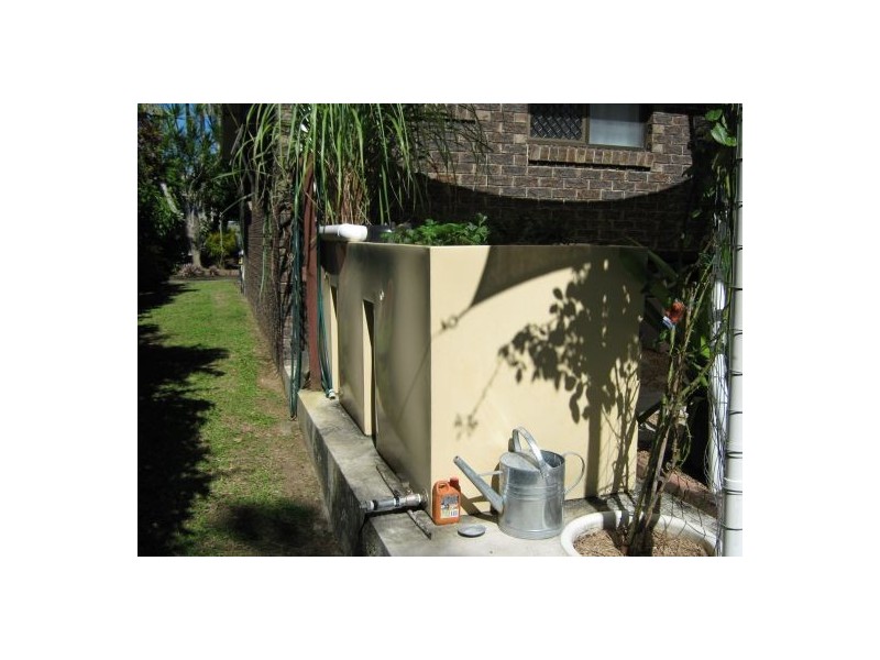 38 Waigani, Kawungan QLD 4655
