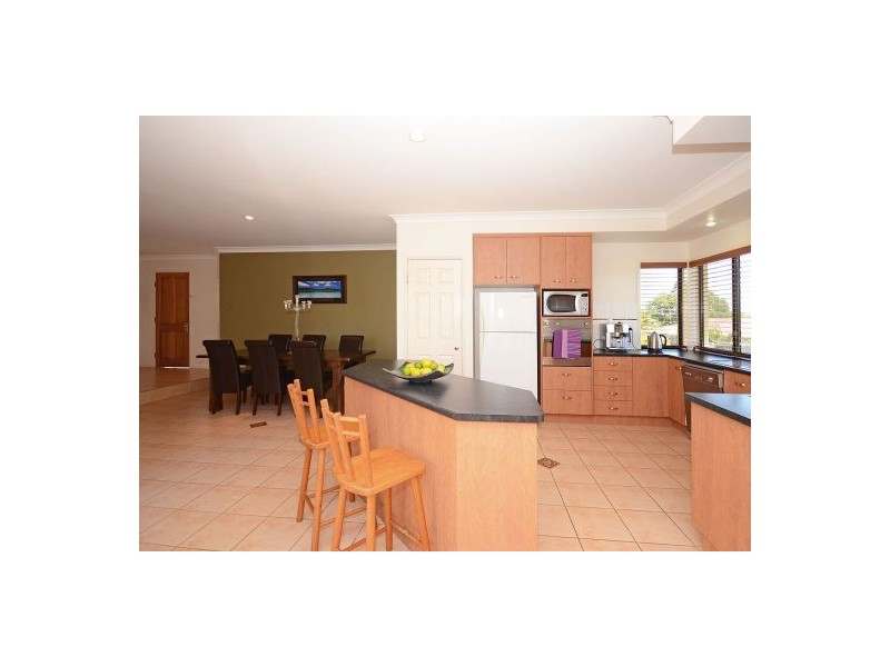14 Pohlman, Scarness QLD 4655