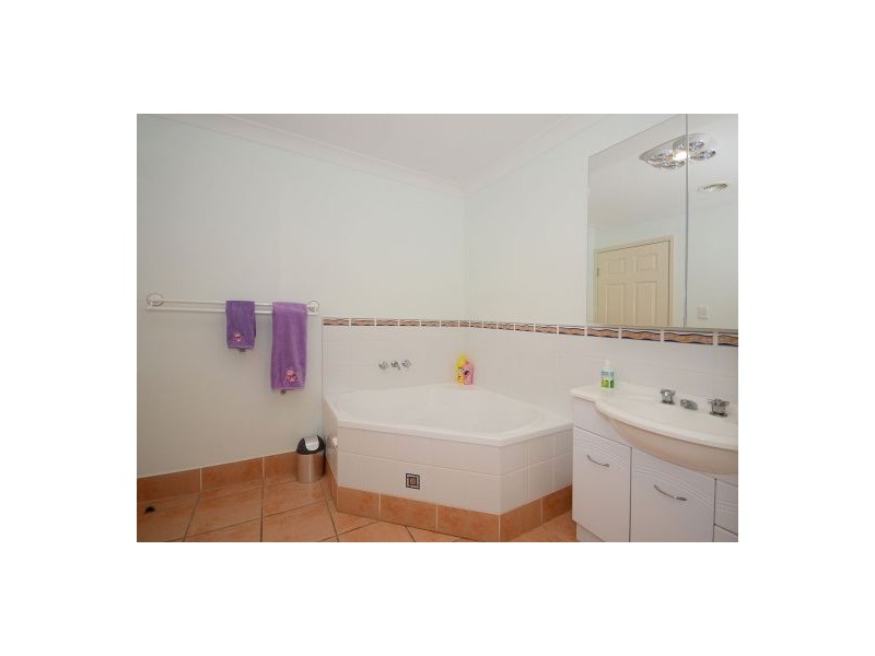 14 Pohlman, Scarness QLD 4655