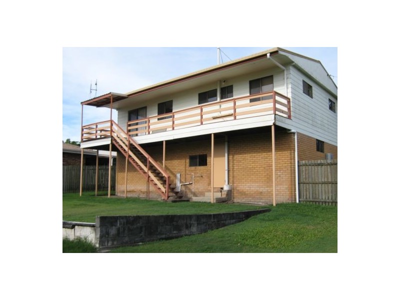 9 Snow, Torquay QLD 4655