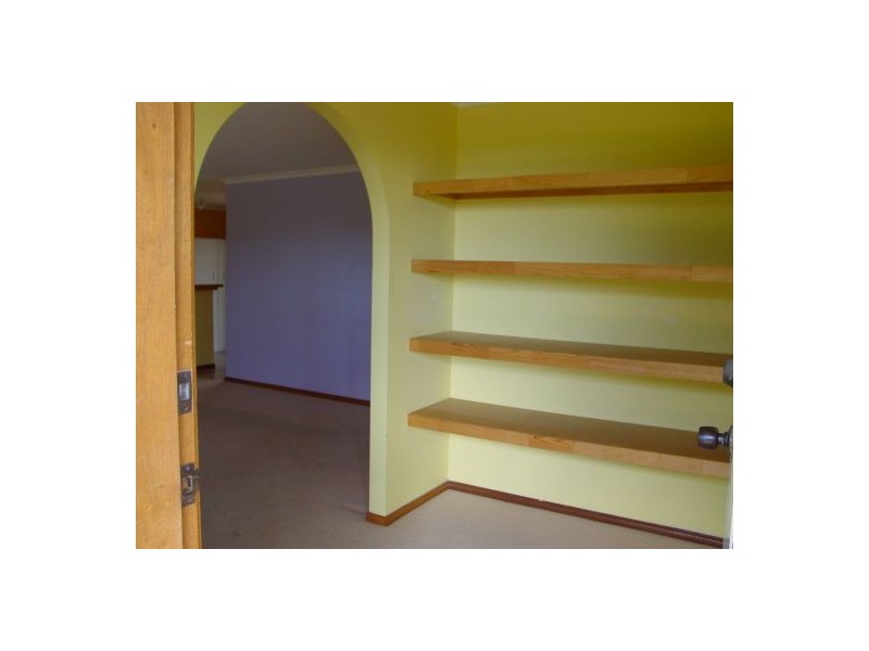 6 Preston Street,, Point Vernon QLD 4655