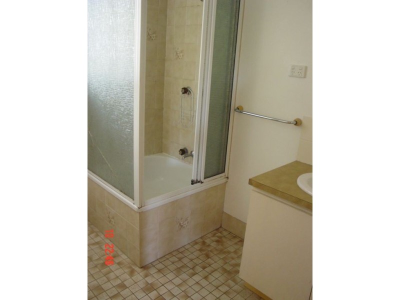 6 Preston Street,, Point Vernon QLD 4655