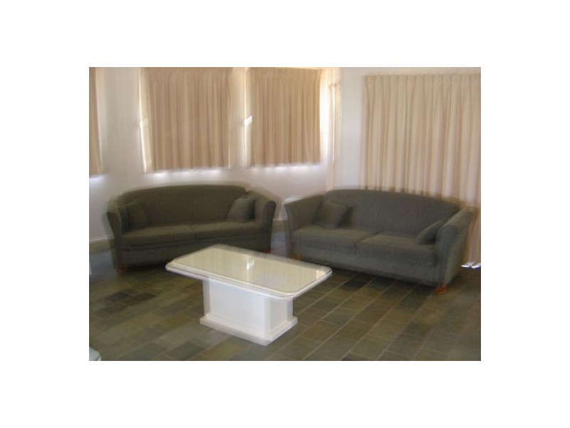 1/471 Esplanade, Torquay QLD 4655