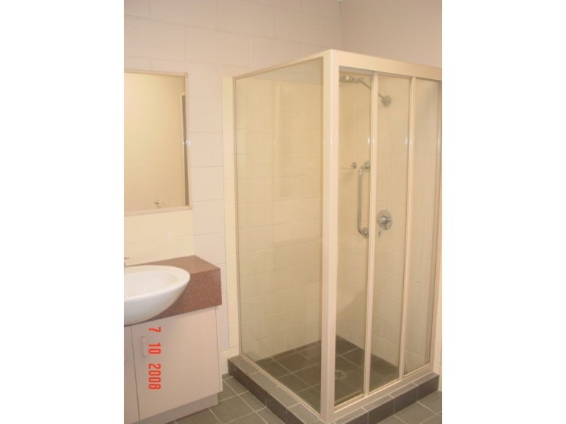 1/471 Esplanade, Torquay QLD 4655