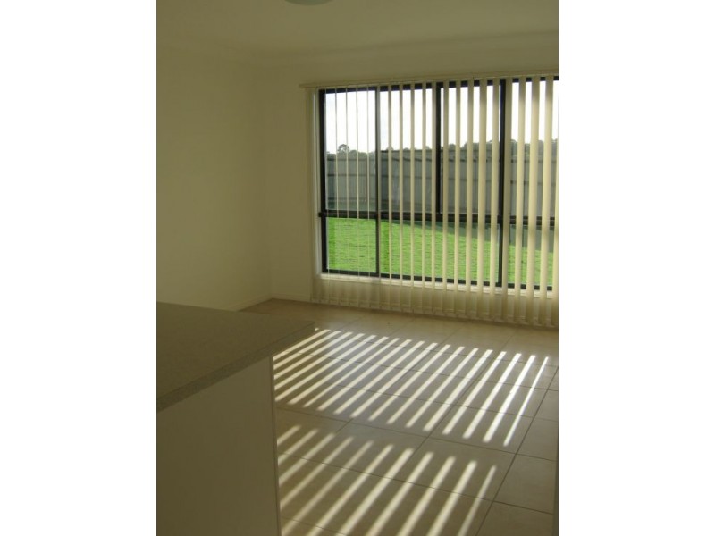 59 Bounty Circuit, Eli Waters QLD 4655