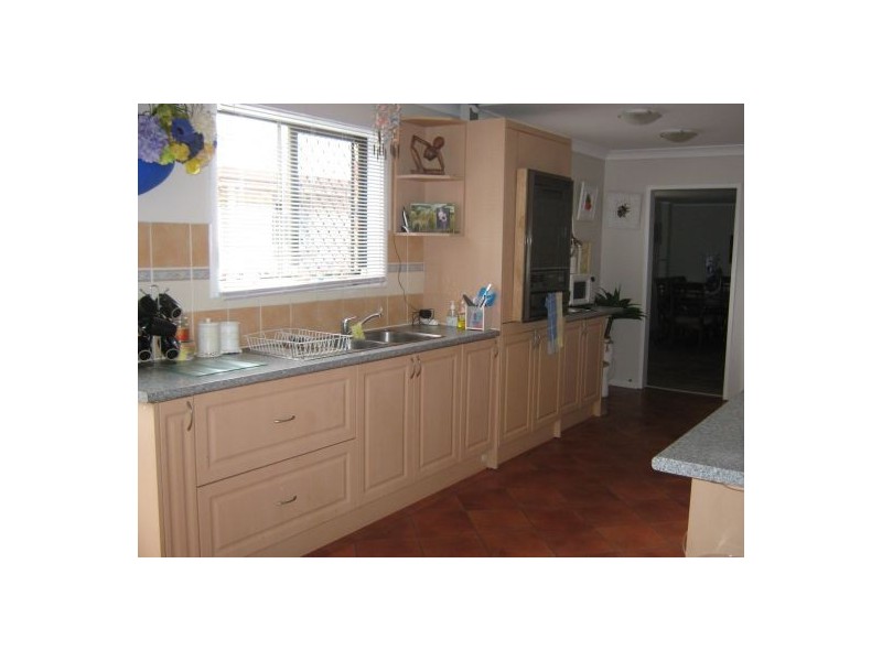 31 Dover Street, Pialba QLD 4655