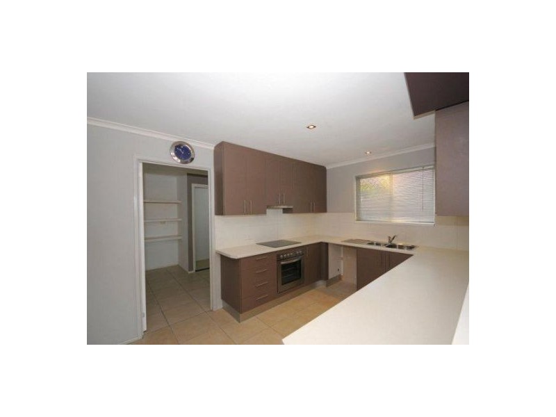 2 Johnston Boulevard, Urraween QLD 4655