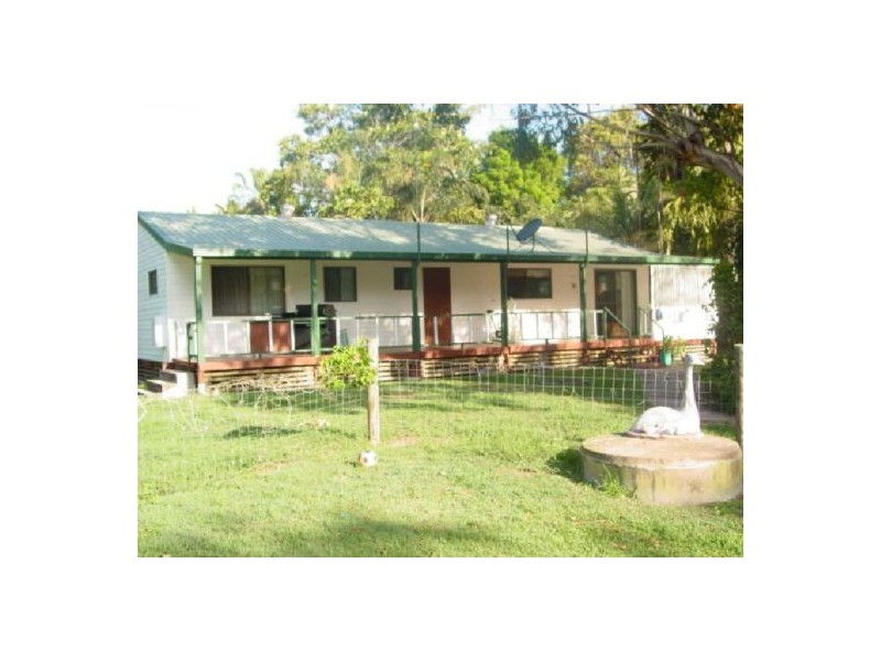 8 MITCHELL AVENUE, Craignish QLD 4655