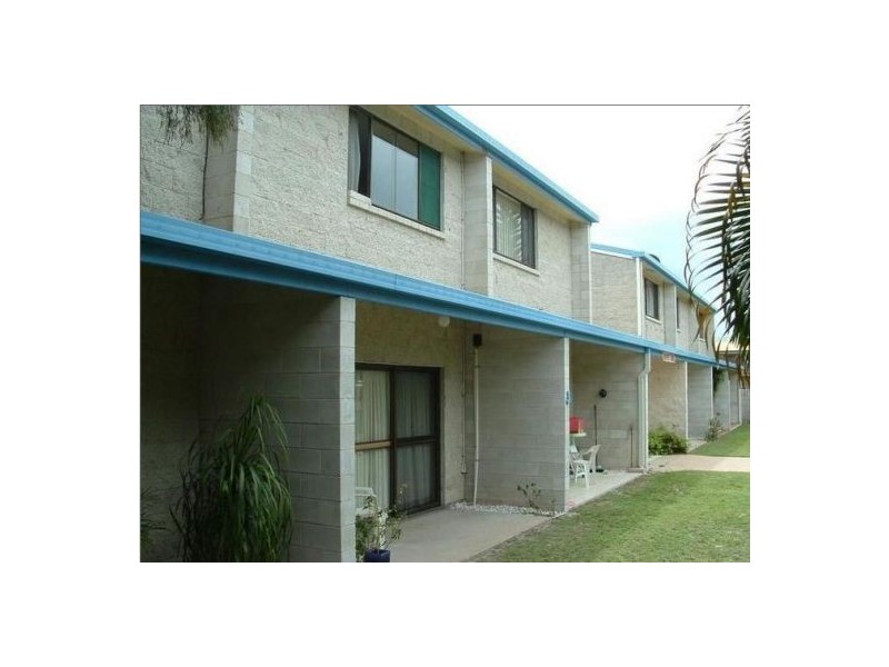 2/25 Hervey Street, Scarness QLD 4655