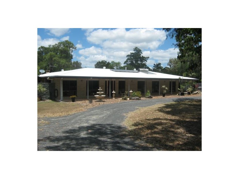 70 Boundary Road, Urangan QLD 4655