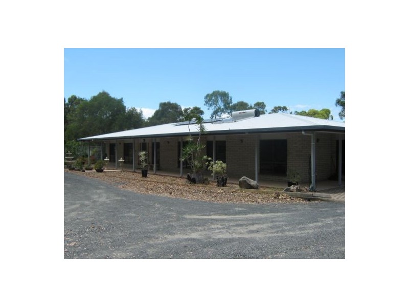 70 Boundary Road, Urangan QLD 4655
