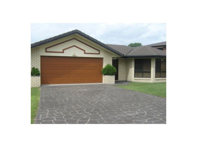 4 Conondale Court, Torquay QLD 4655