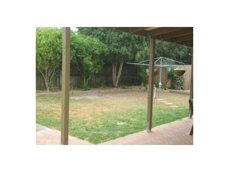 25 Kululu Crescent, Scarness QLD 4655