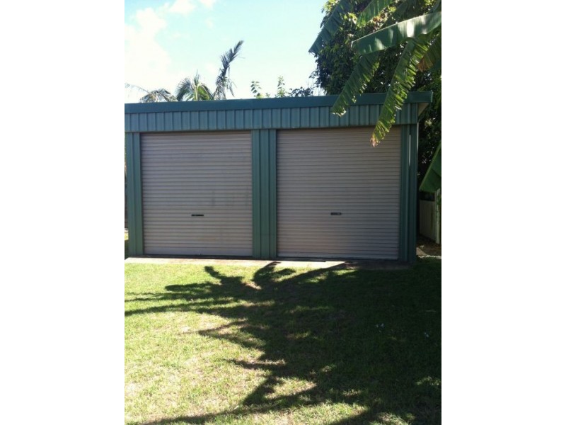 77 Dayman Street, Urangan QLD 4655