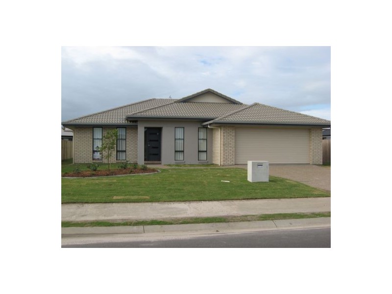 6 Endeavour Way, Eli Waters QLD 4655