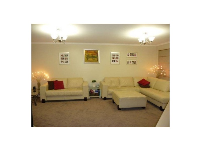 3 Maureen Court, Point Vernon QLD 4655