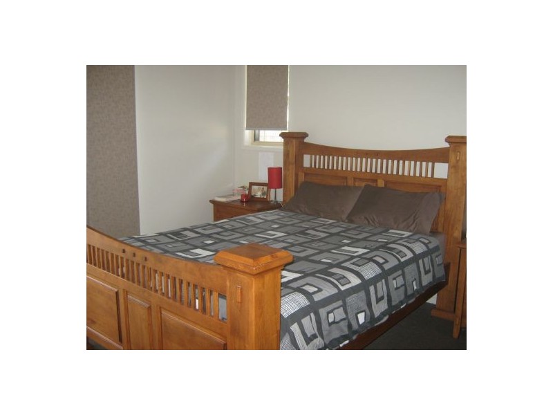 24 Kingsbarn, Wondunna QLD 4655