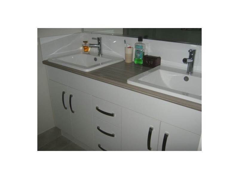 24 Kingsbarn, Wondunna QLD 4655