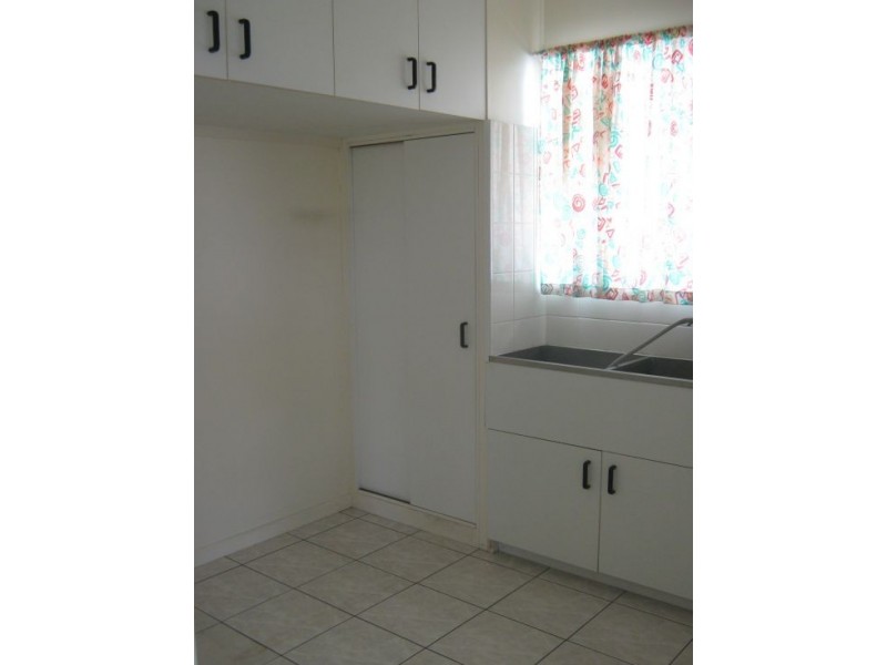 37 Stephenson Street, Pialba QLD 4655