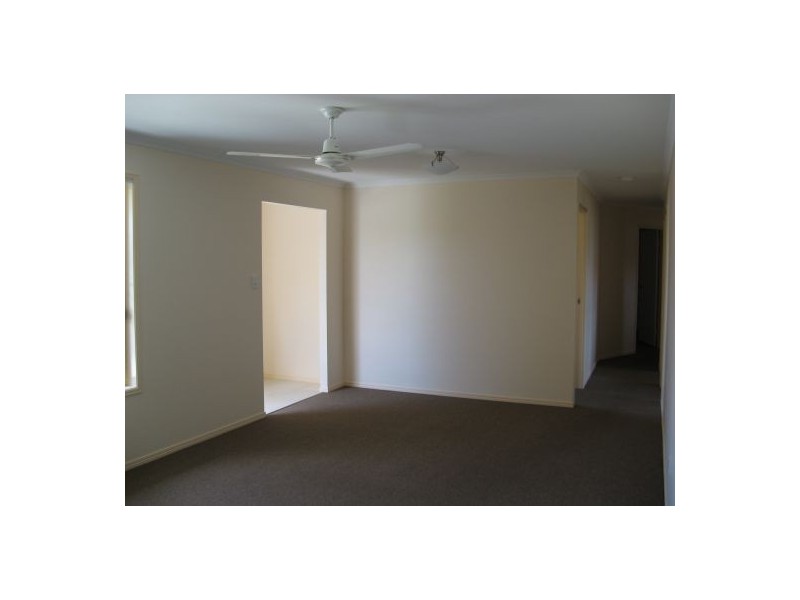 20 Bronton Way, Point Vernon QLD 4655