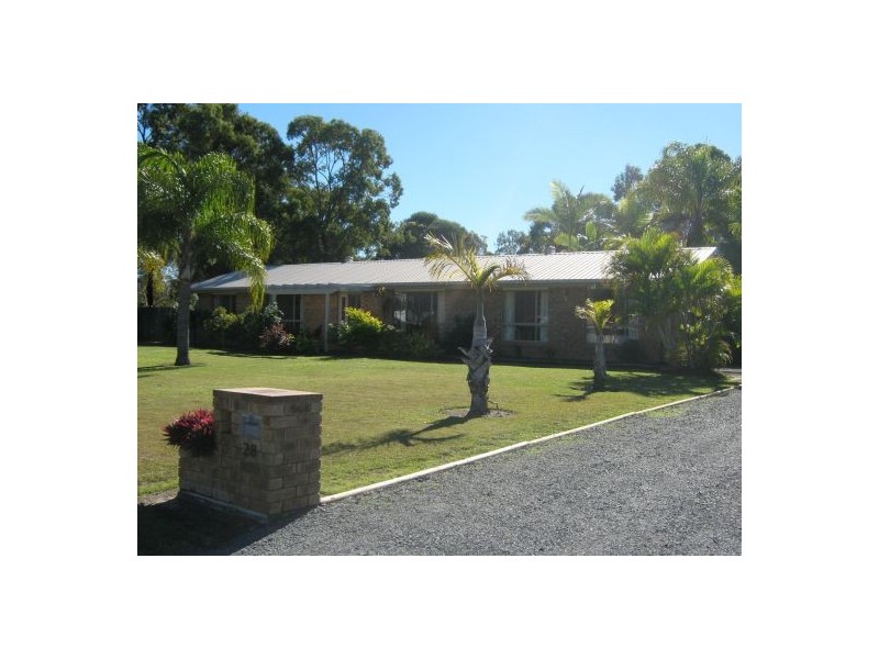 28 Garden Drive, Urangan QLD 4655