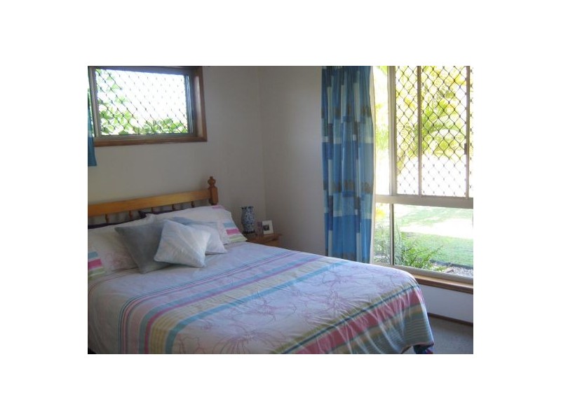 28 Garden Drive, Urangan QLD 4655